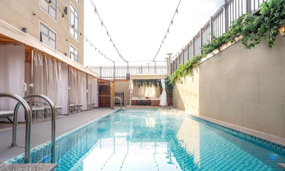 Daegu February Hotel Dongseongro Buitenkant foto
