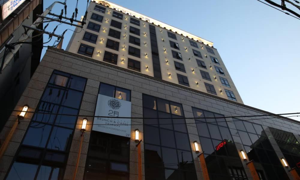Daegu February Hotel Dongseongro Buitenkant foto
