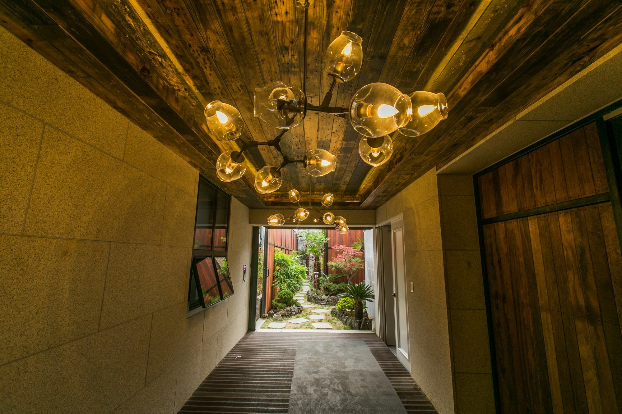 Daegu February Hotel Dongseongro Buitenkant foto